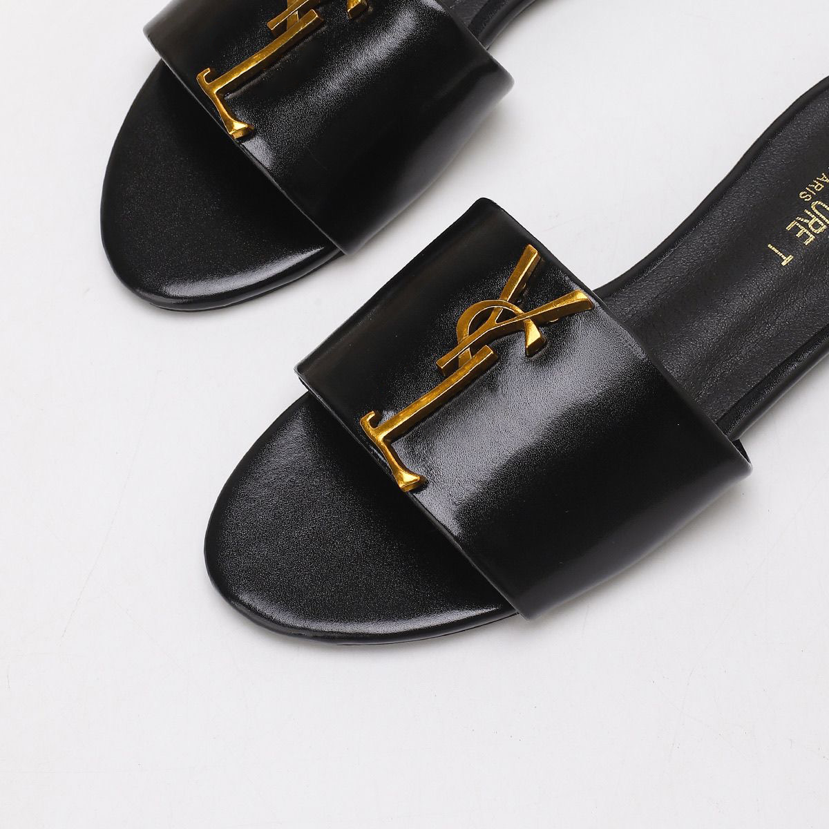 New Women's Shoes At The 2026  - Women'S Fashion Week Paris ulasan dan harga