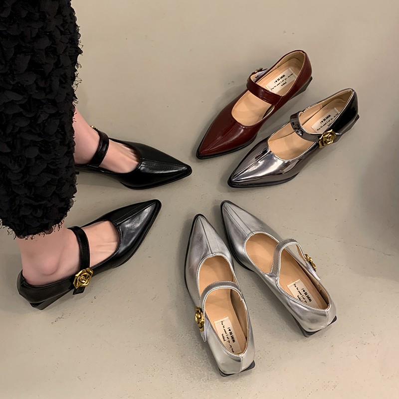 Woman Pointed Toe Sandals Summ - Women'S Fashion Trends Summer 2025 ulasan dan harga